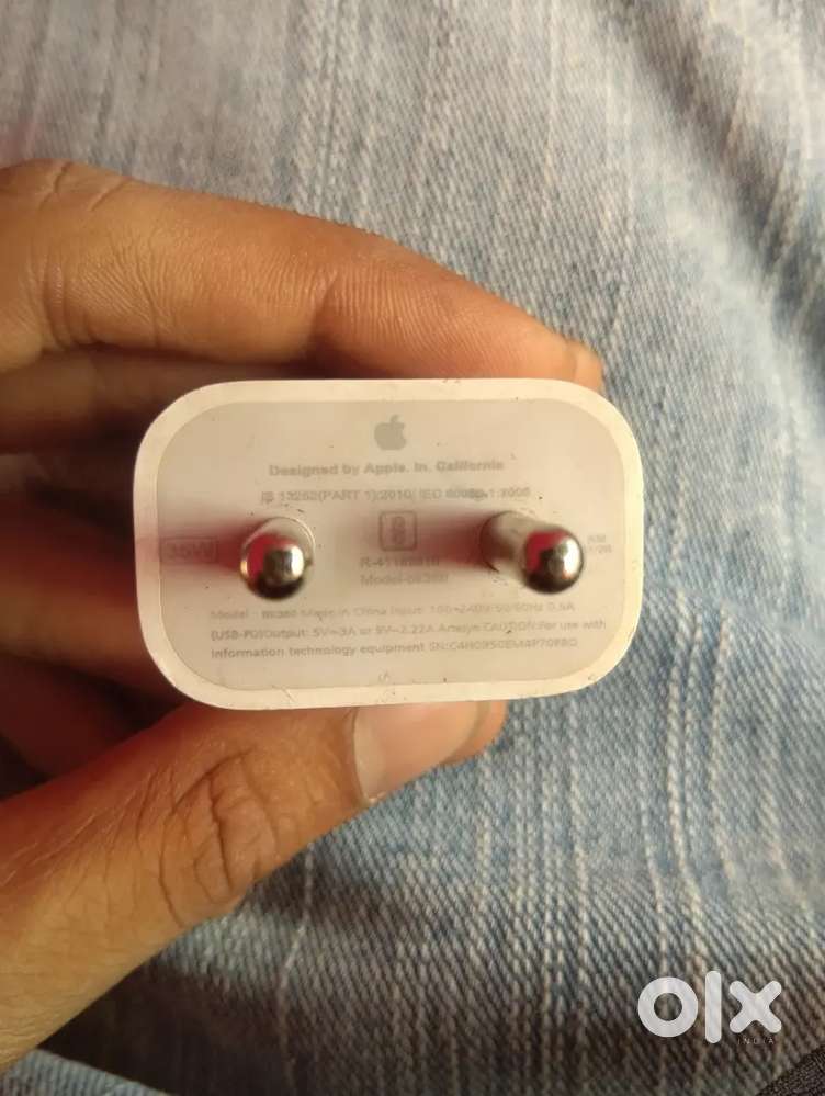 IPhone charger 35w