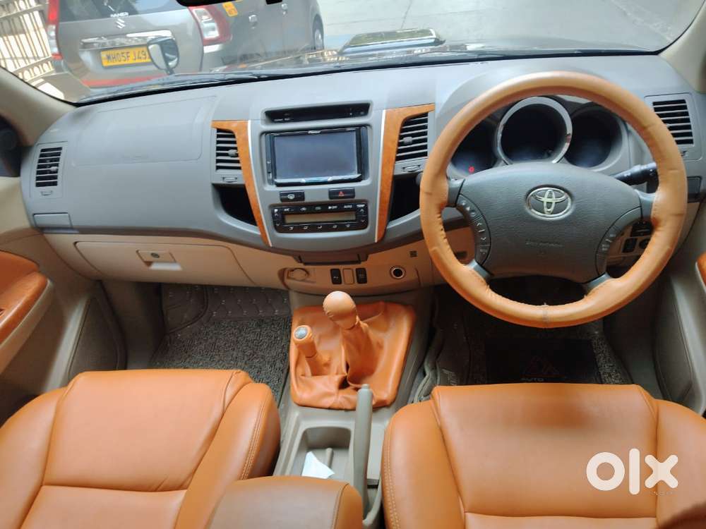 Toyota Fortuner 3.0 4x4 Manual, 2011, Diesel