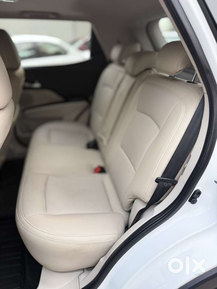 Mahindra Xuv300 W8 Option, 2024, Petrol