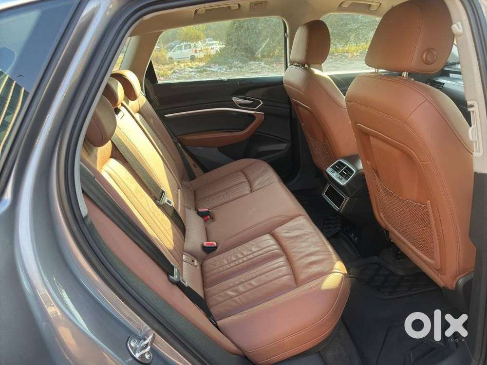 Audi E-tron 55, 2021, Electric