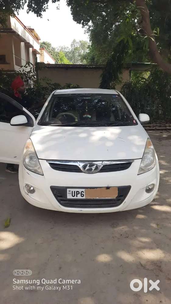 Hyundai I20 2012 Petrol 74000 Km Driven