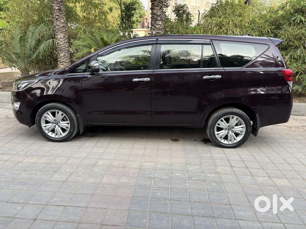 Toyota Innova Crysta 2.4 Zx Mt, 2019, Diesel