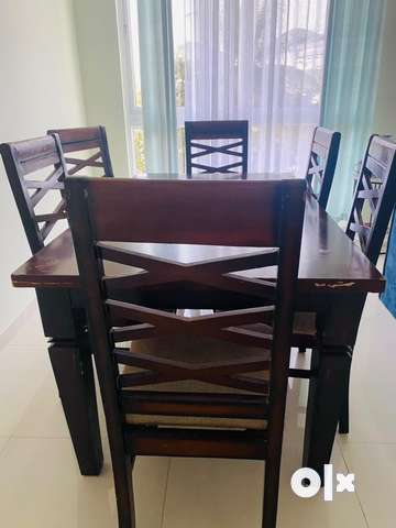 Dining table set 6 seater deals olx