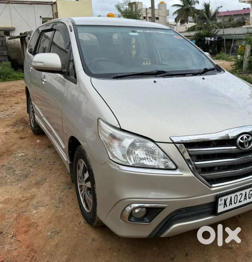 Toyota Innova 2.5 V 7 Str Single Owner.