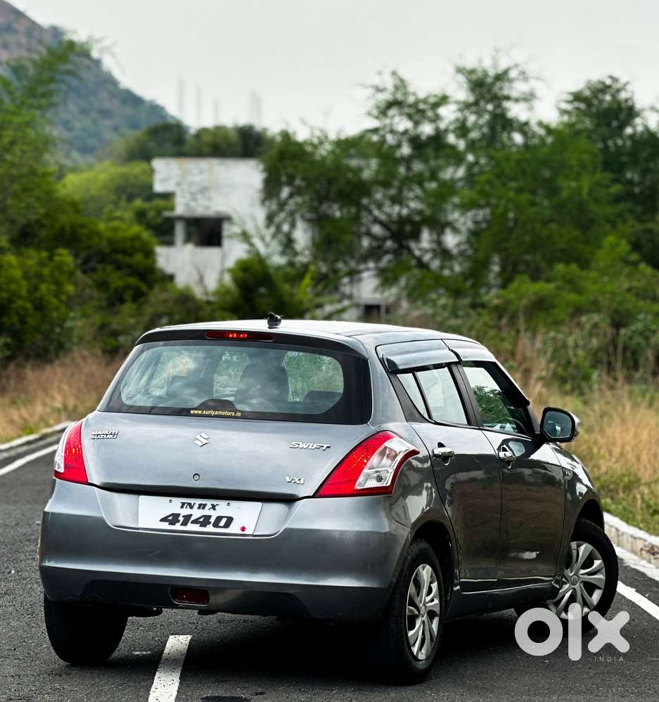 Maruti Suzuki Swift Vxi + Manual, 2013, Petrol