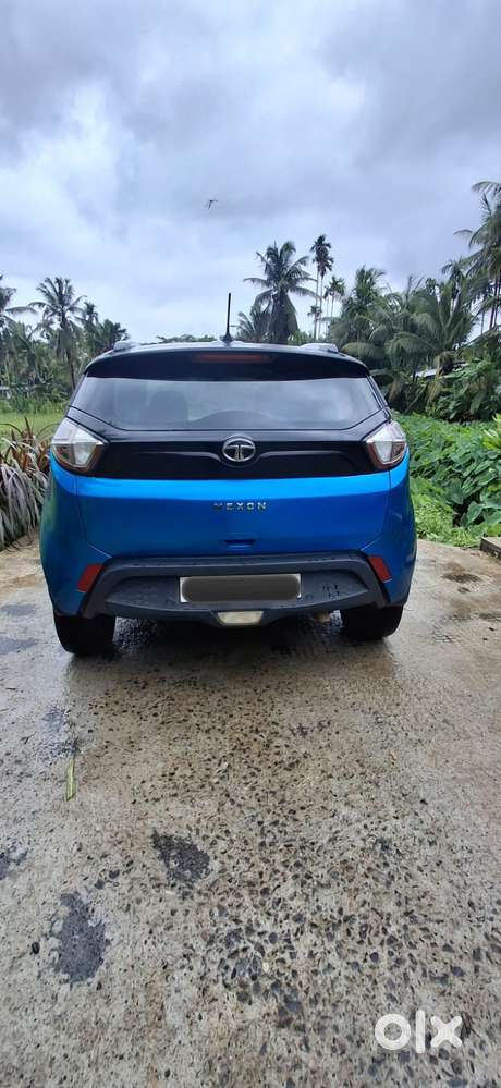 Tata Nexon 1.2 Revotron Xma Amt (s), 2018, Diesel