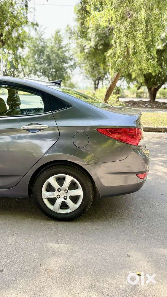 Hyundai Verna 1.6 Vtvt, 2013, Petrol