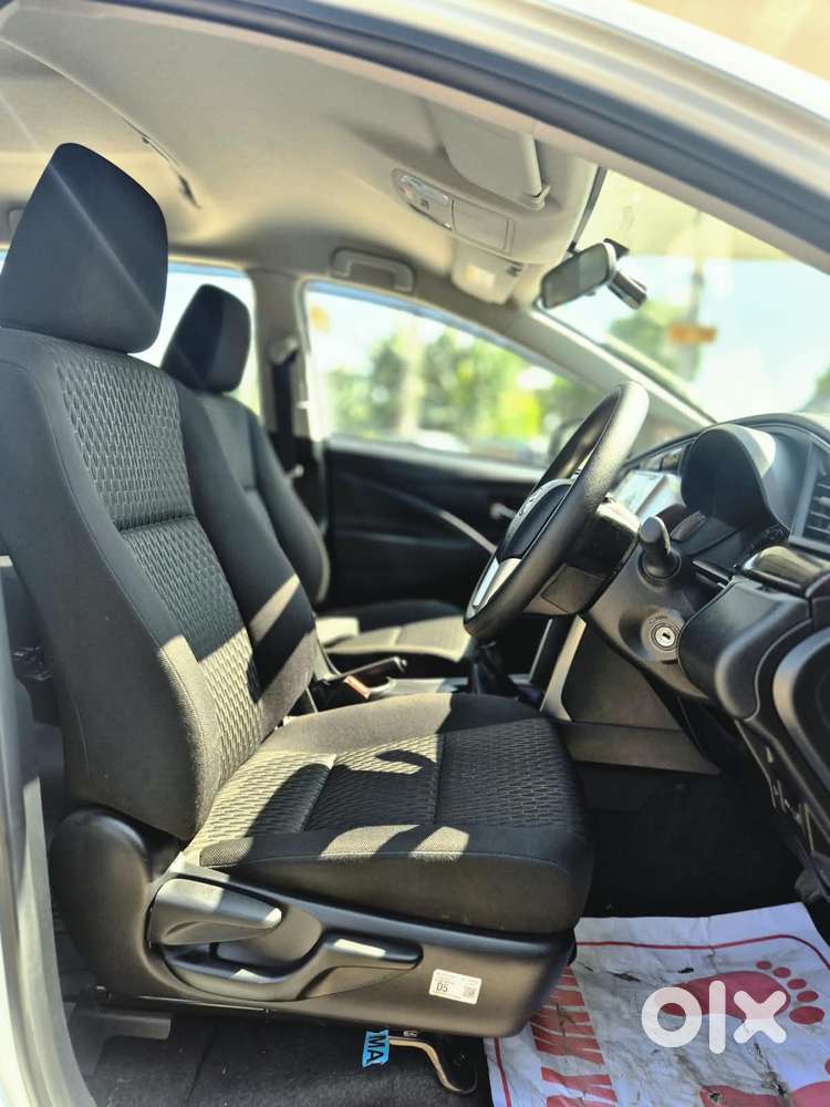 Toyota Innova Crysta 2.4g( Gx+ Mt), 2025, Diesel