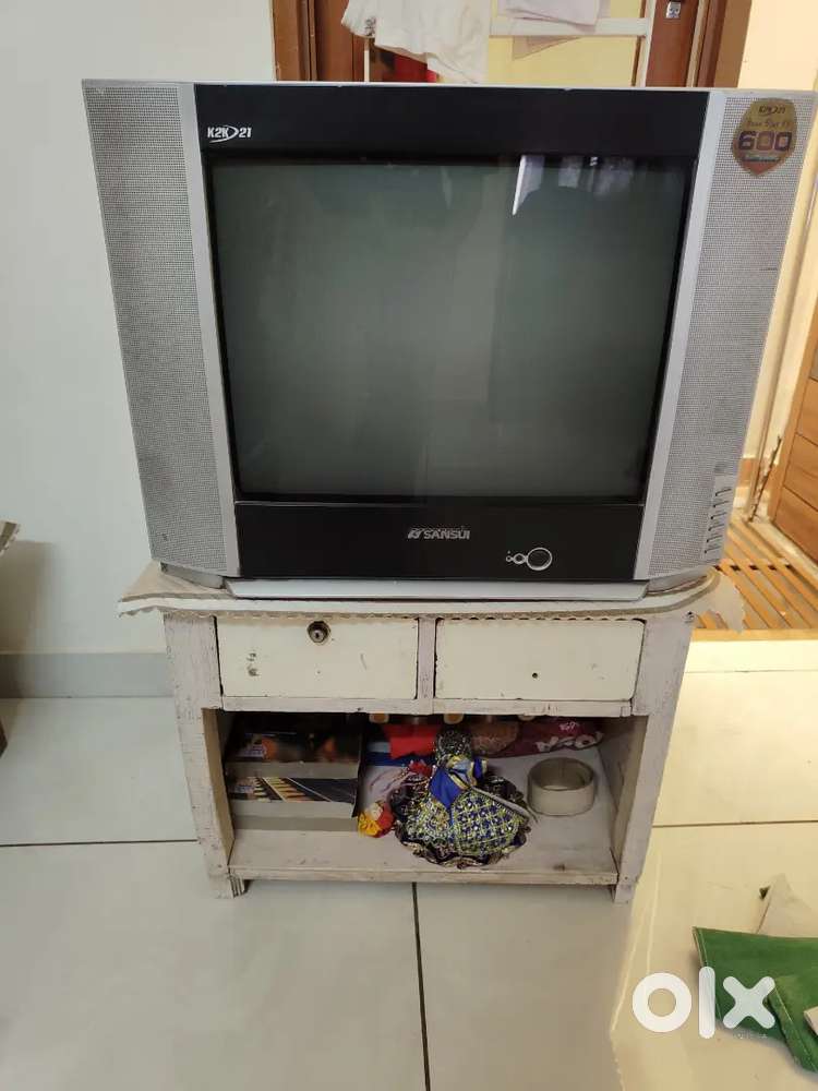 Tv with table