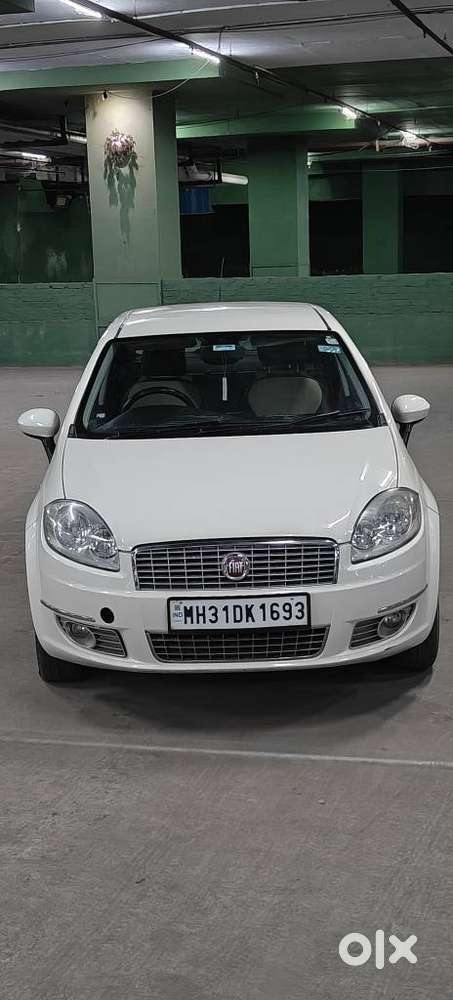 Fiat Linea Emotion Pk 1.4, 2010, Petrol