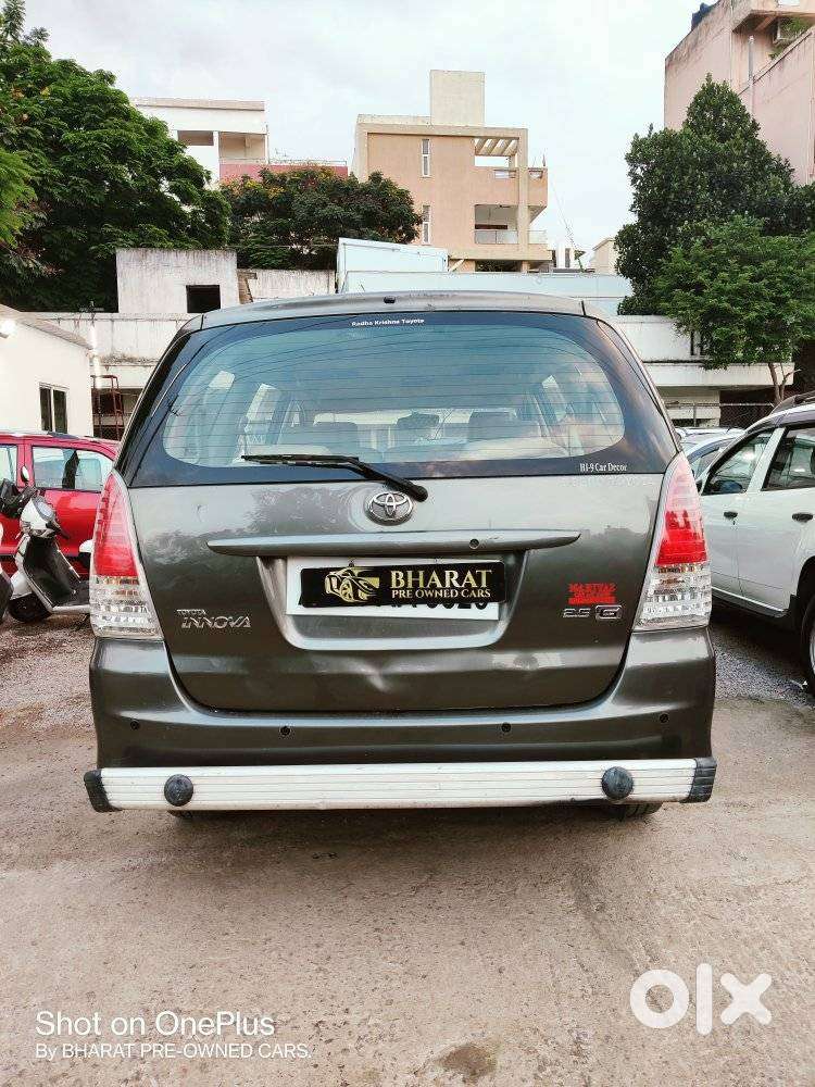 Toyota Innova 2.5 G (diesel) 8 Seater, 2009, Diesel