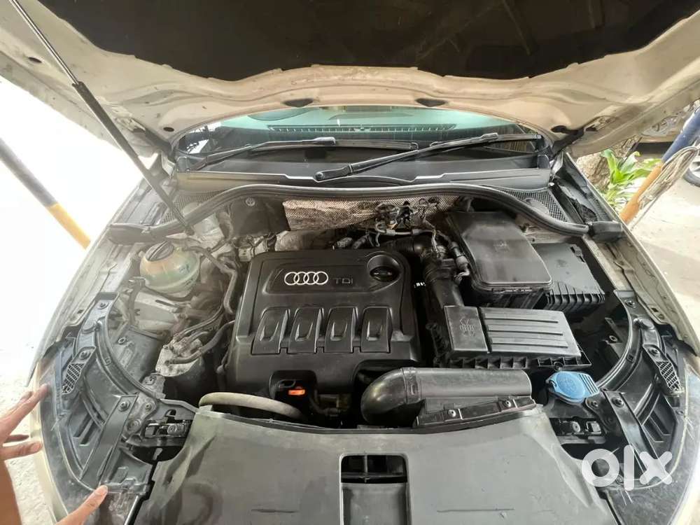 Audi Q3 4th Owner 2013 Model Brand New Condition New Tyre