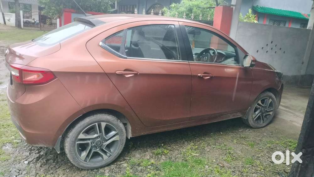 Tata Tigor Petrol 2017