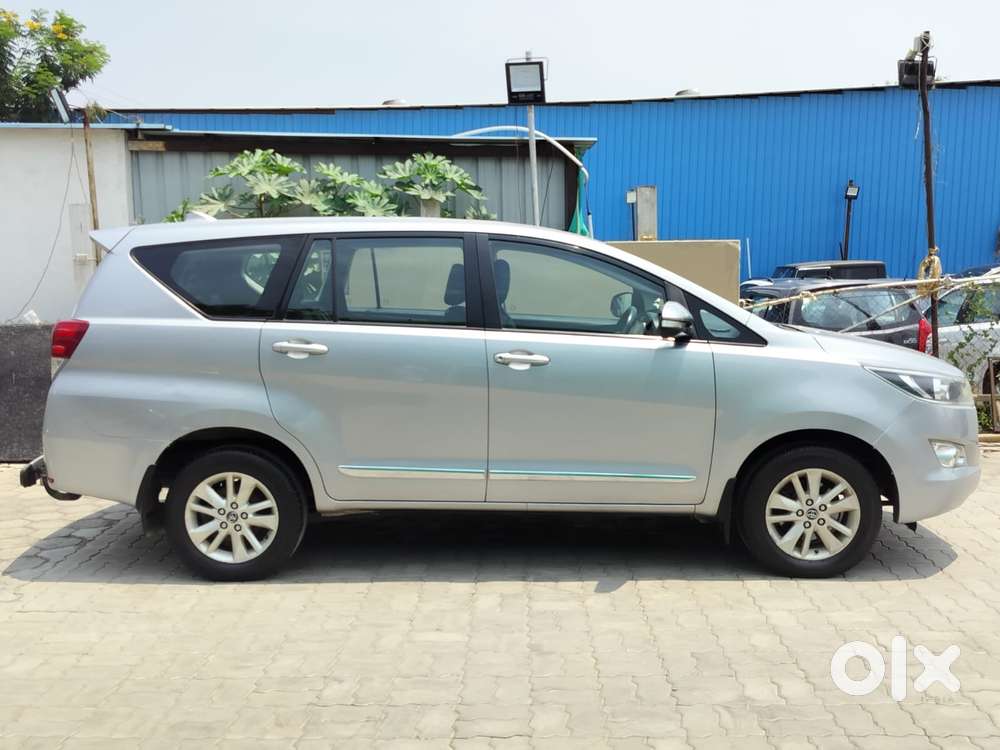 Toyota Innova Crysta 2.4 G Mt, 2017, Diesel