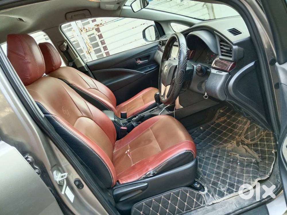 Toyota Innova Crysta