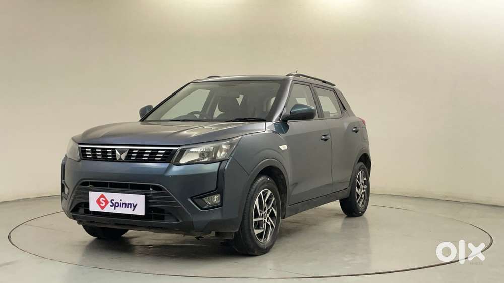Mahindra Xuv300 W6 Amt Diesel, 2023, Diesel
