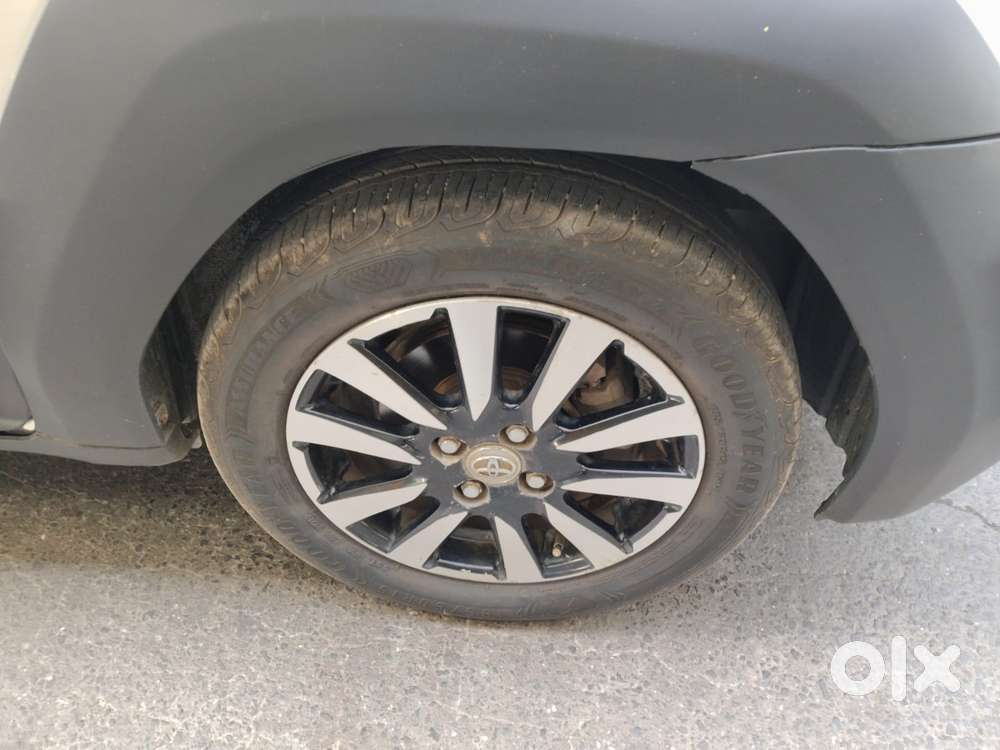 Toyota Etios Cross 1.2l G, 2015, Petrol