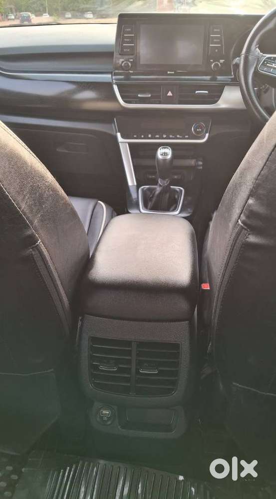 Kia Seltos, 2022, Petrol