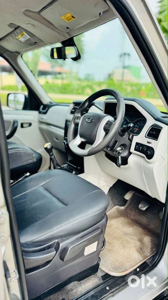Mahindra Scorpio, 2015, Diesel