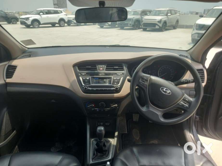 Hyundai I20 Sportz 1.2 Bs-iv, 2017, Petrol