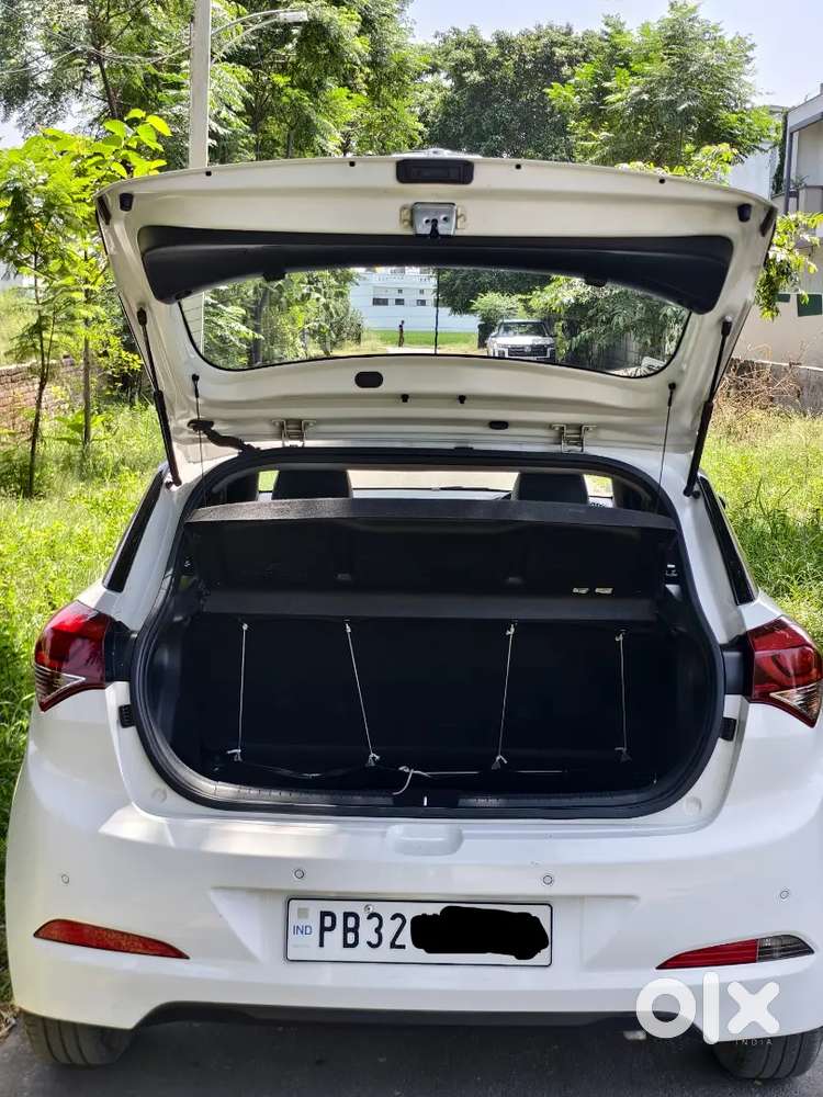 Hyundai I20 Sportz Petrol Reg November 2016