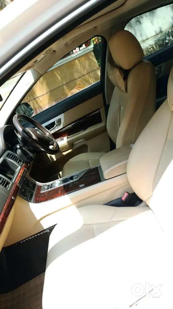 Jaguar Xf 3.0 Luxury 2012 Model