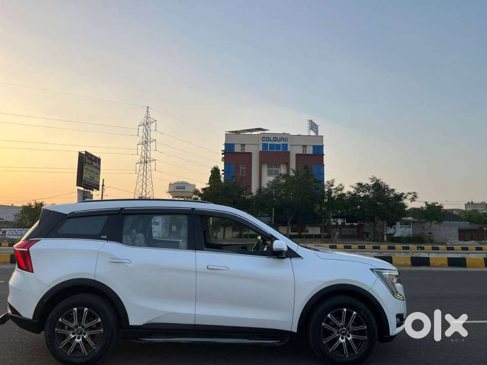 Mahindra Xuv700 2.2 Ax 7 Diesel At Luxury Pack Str, 2023, Diesel