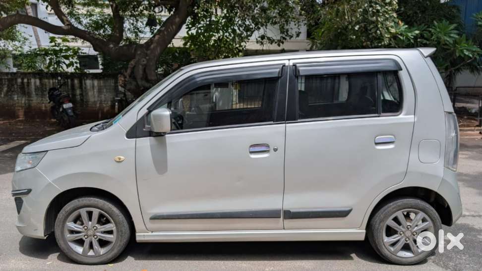 Maruti Suzuki Wagon R Stingray 1.0 Vxi Plus Amt, 2017, Petrol