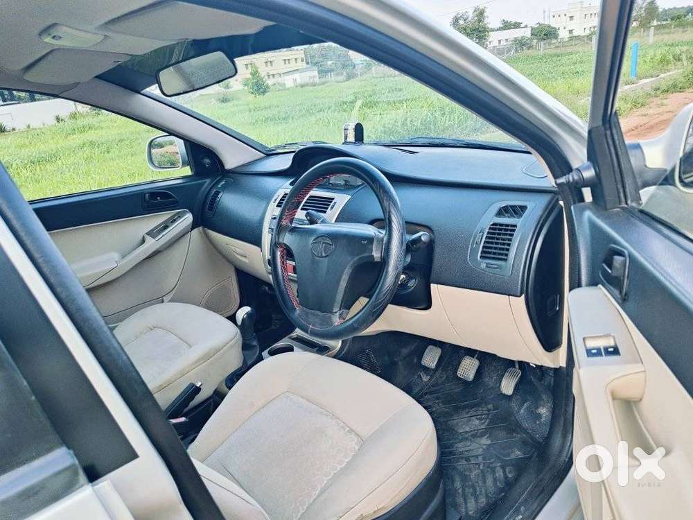 Tata Indica Vista 2008-2013 Aura 1.3 Quadrajet (abs), 2011, Diesel