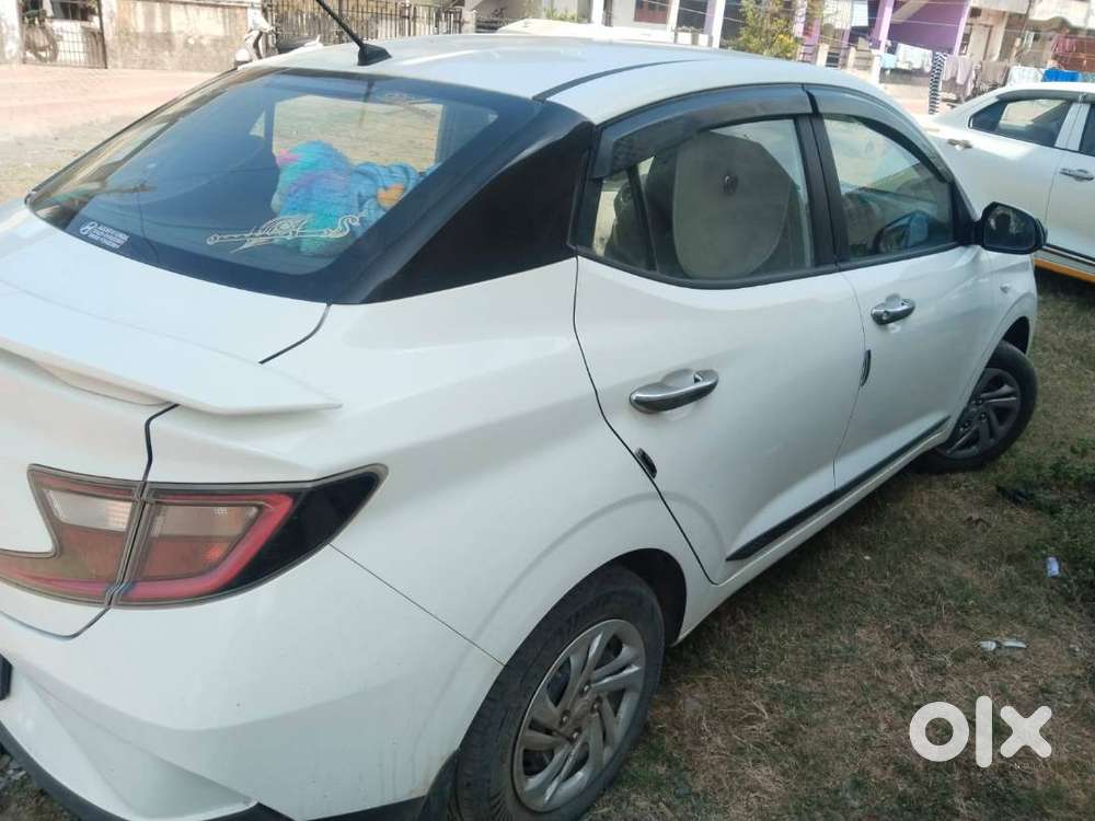 Aura Company Fitting