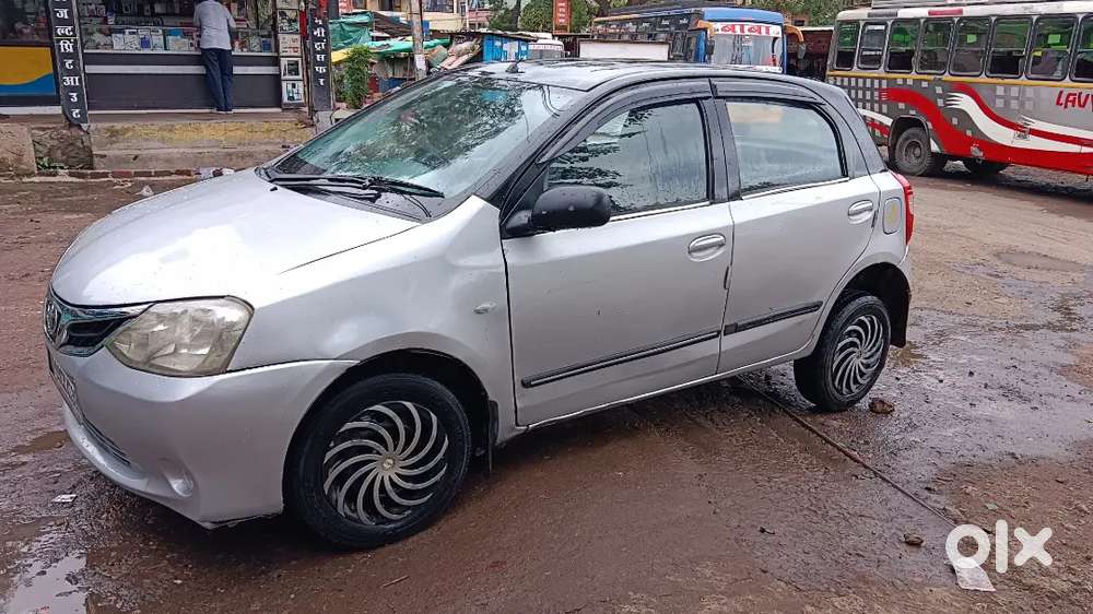 Toyota Etios Liva 2012