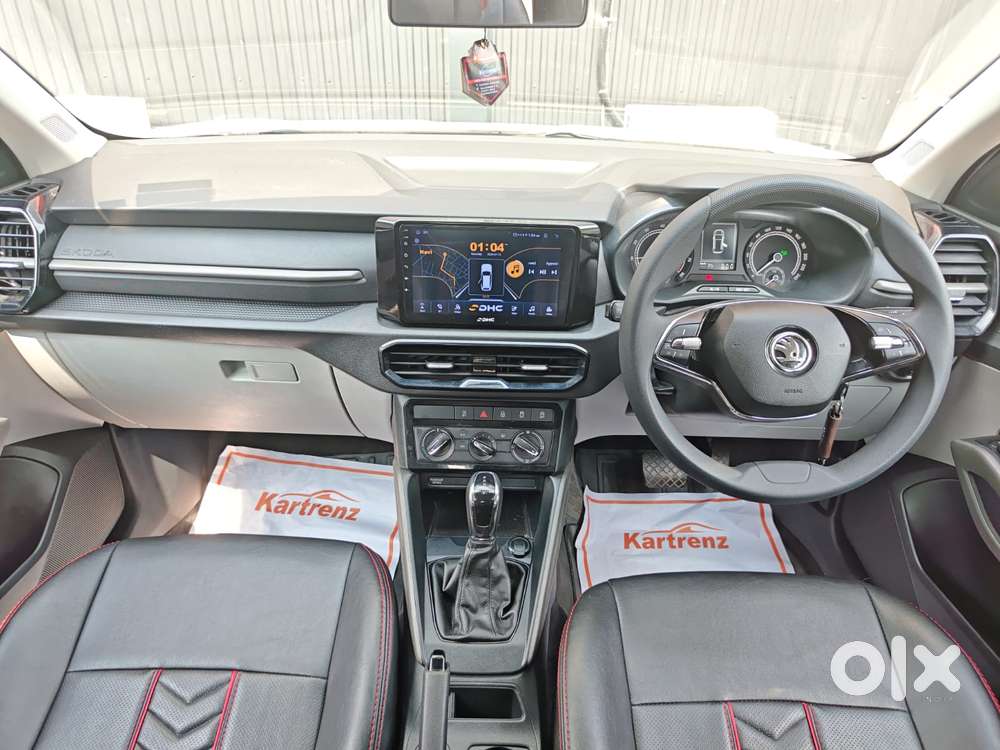 Skoda Kylaq Signature At, 2025, Petrol