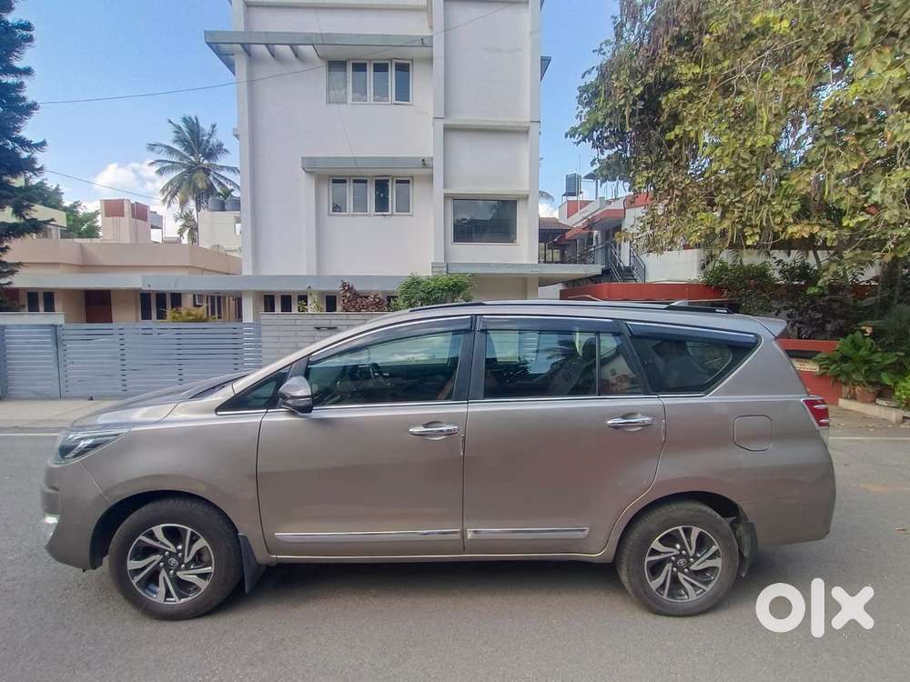 Toyota Innova Crysta 2.4 V 7 Str, 2024, Diesel