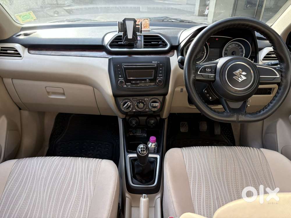 Maruti Suzuki Swift Dzire Vxi Optional, 2020, Petrol