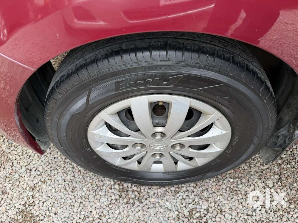 Hyundai I10 Sportz Bluedrive 1.1 Mt, 2014, Lpg