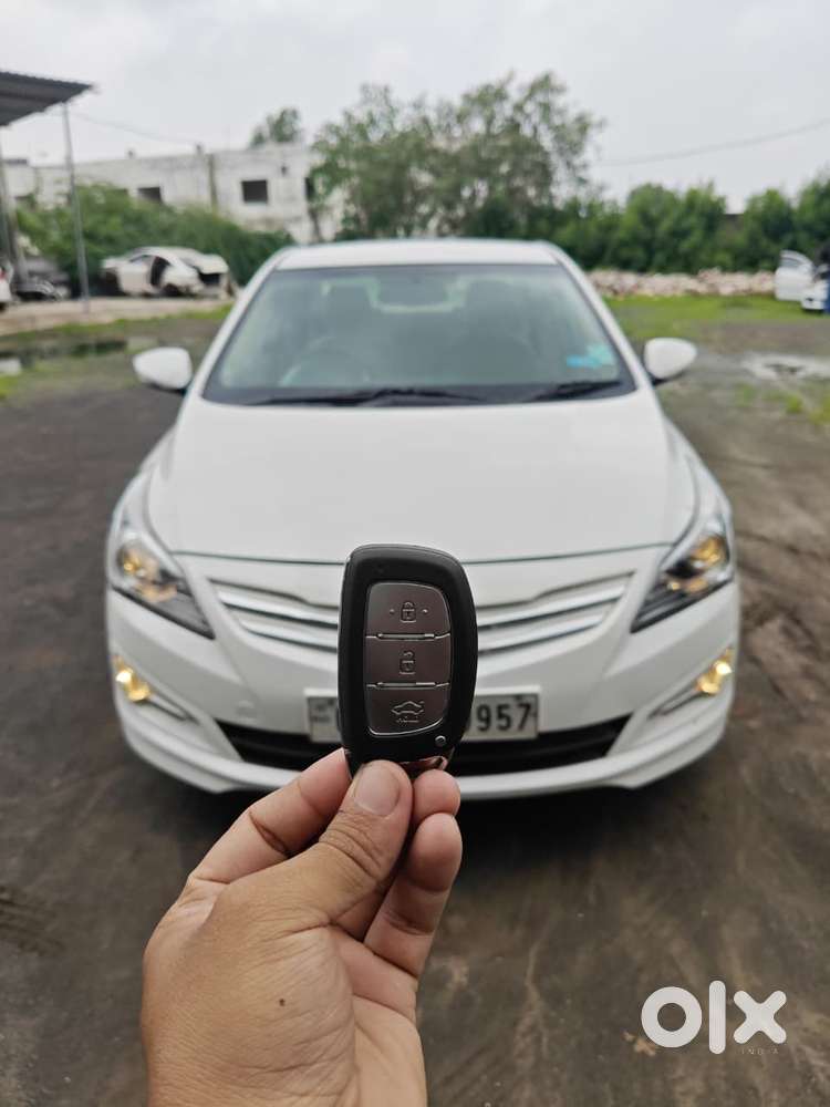 Hyundai Fluidic Verna 1.6 Vtvt Sx, 2015, Cng & Hybrids