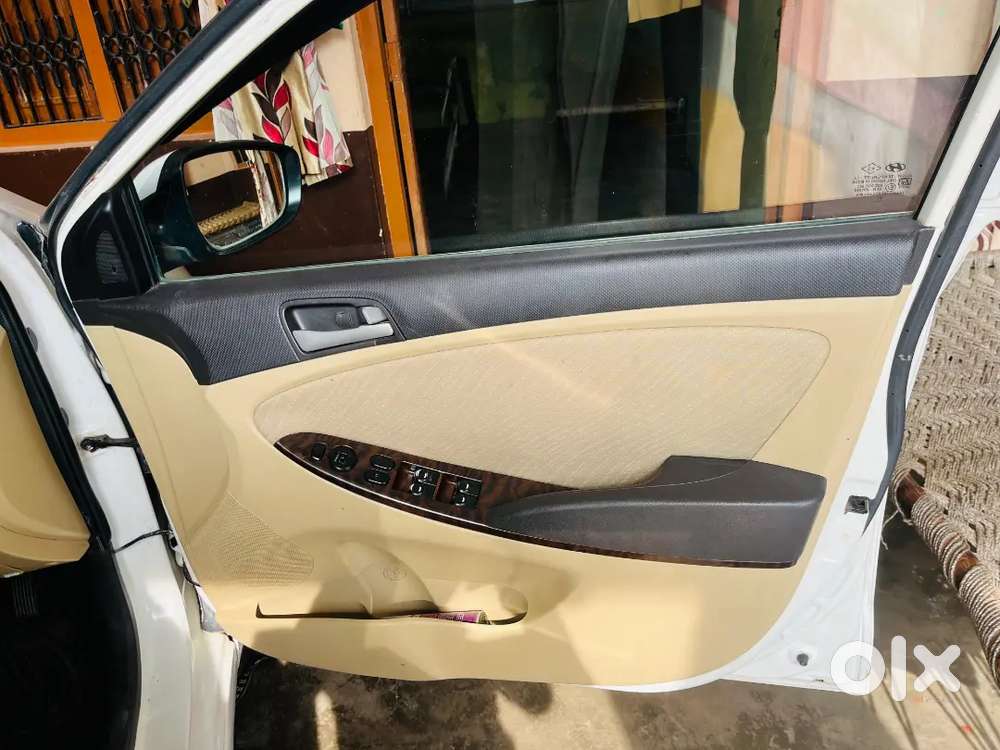 Hyundai Verna 1.6 Petrol 2015