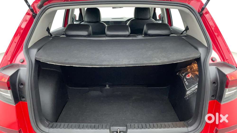 Skoda Kushaq Active 1.0 Tsi Mt, 2023, Petrol