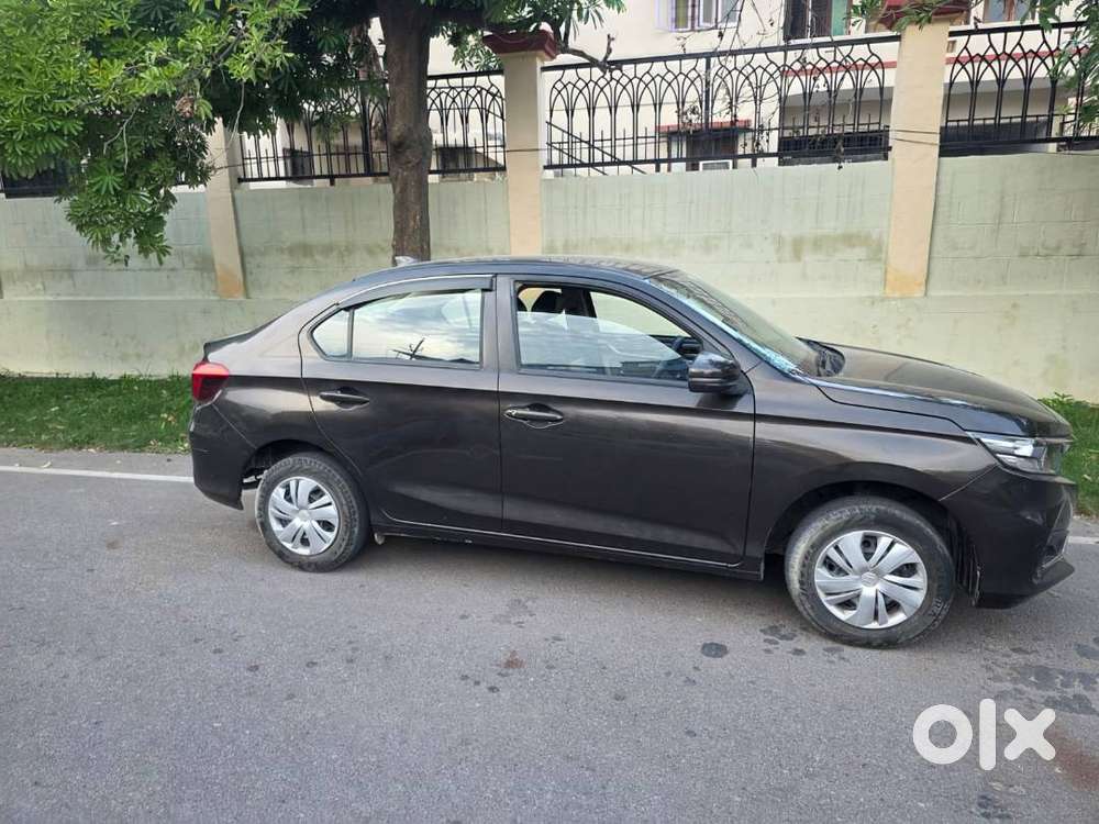 Honda Amaze 2024 Petrol Model