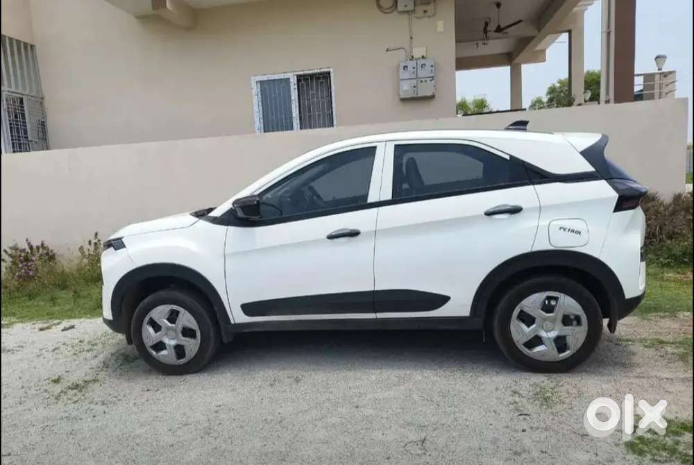 Tata Nexon Smart Plus 2024