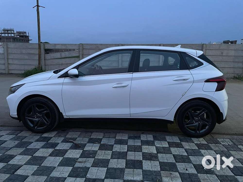 2023 Petrol Manual Car  36,500 Km  First Owner  Excellent Condition