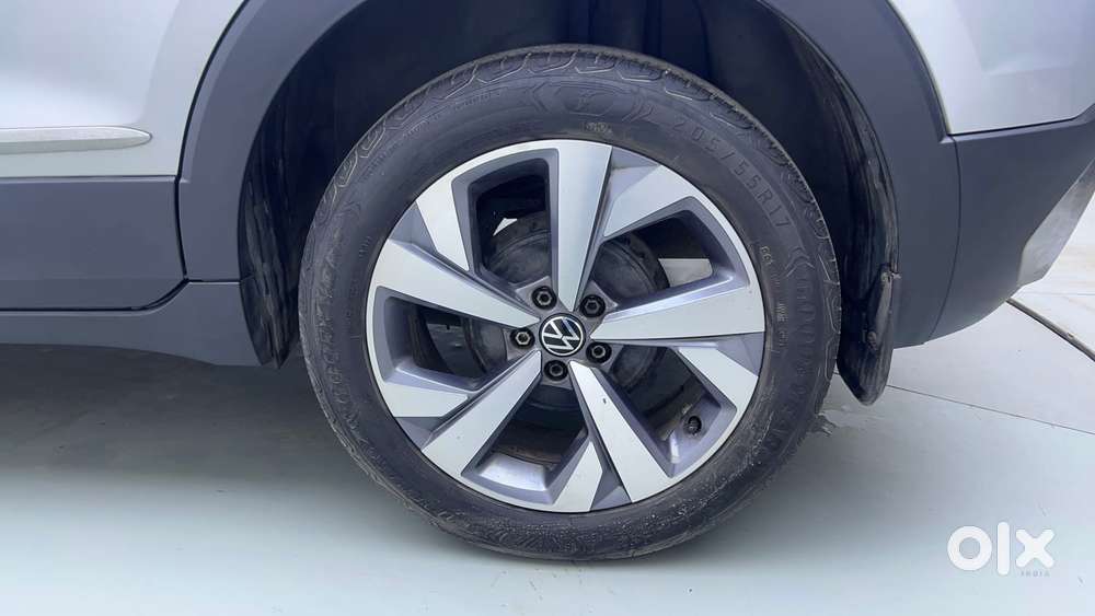 Volkswagen Taigun Topline 1.0 Tsi At (electric Seats), 2022, Petrol