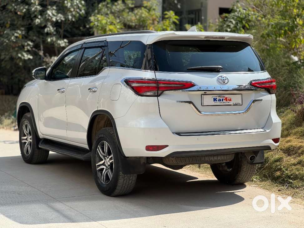Toyota Fortuner [2021-ongoing] 2.8 2wd Diesel At, 2022, Diesel