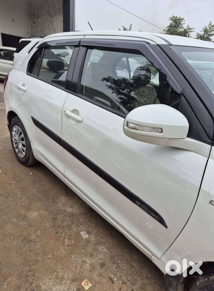 Maruti Suzuki Swift Dzire Vdi Optional, 2017, Diesel