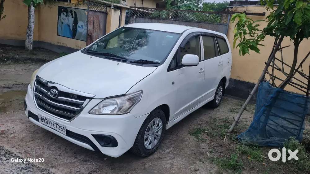 Toyota Innova 2.5 G 2014