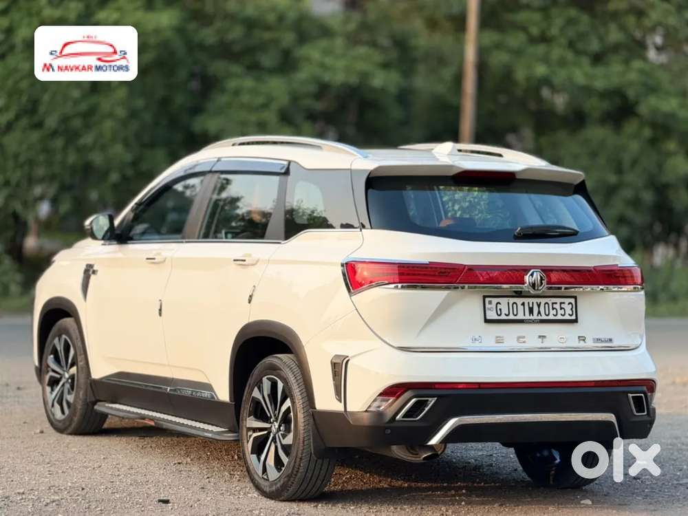 Mg Hector Plus Sharp Pro 1.5 Turbo Petrol Cvt 7 Str, 2025, Petrol