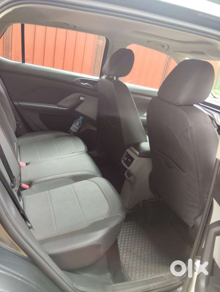 Skoda Kushaq 1.0 Tsi Style At, 2023, Petrol