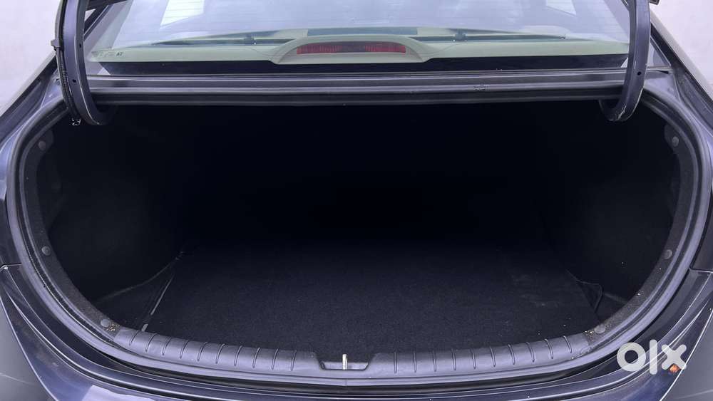 Hyundai Verna 1.5 Sx (o) Vtvt Ivt, 2021, Petrol