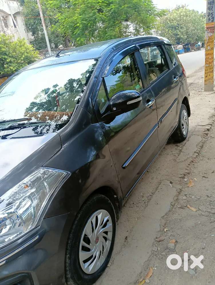 Maruti Suzuki Ertiga Anniversary 2016