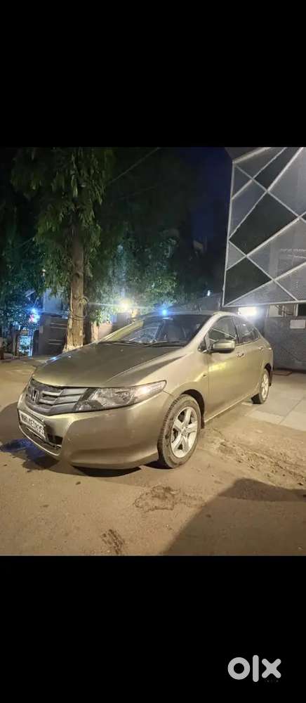 Honda City Ivtec Vmt Automatic 2010   Note - Transfer Compalcery